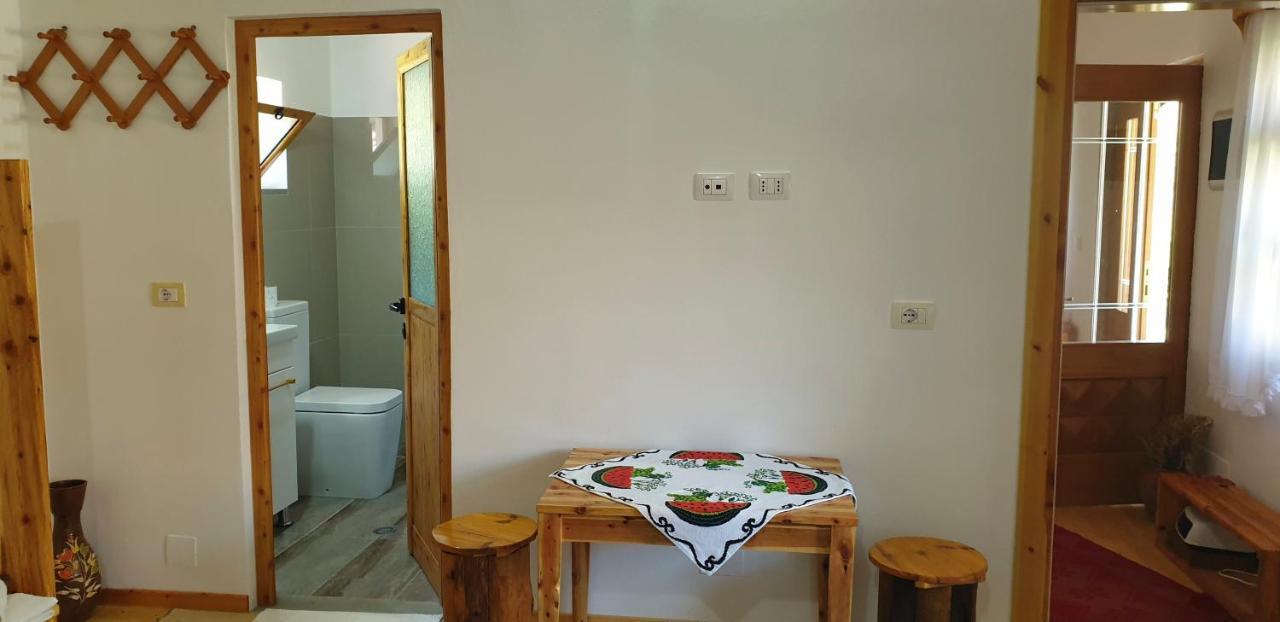 Bujtina Peshtan Guesthouse&Camping 테펠레너 외부 사진