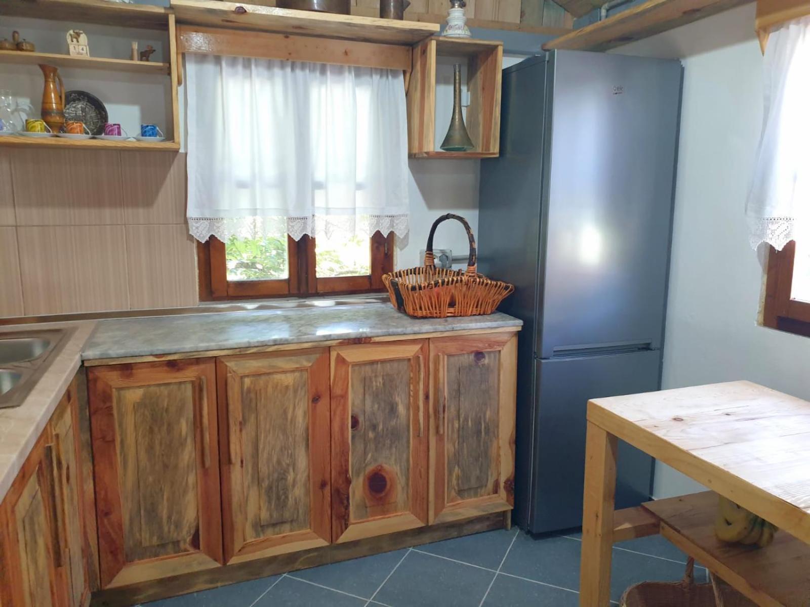 Bujtina Peshtan Guesthouse&Camping 테펠레너 외부 사진