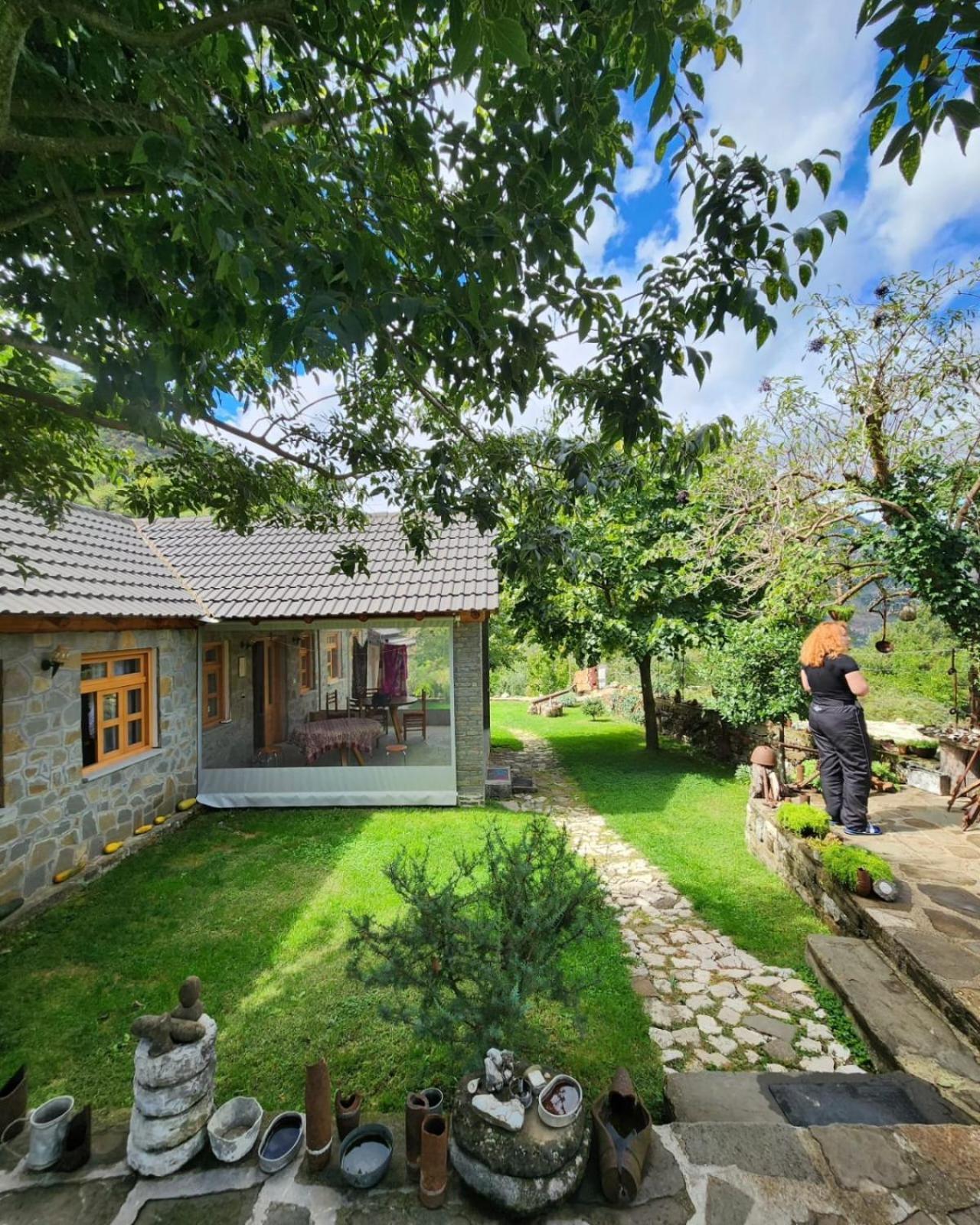 Bujtina Peshtan Guesthouse&Camping 테펠레너 외부 사진